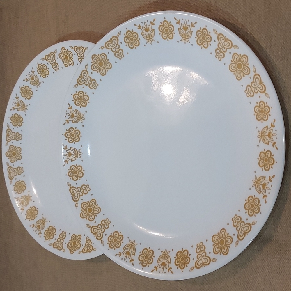 CORELLE BUTTERFLY GOLD DINNER PLATES SET 0F 3